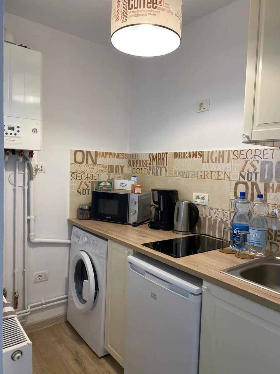 Kitchen or kitchenette, kitchen