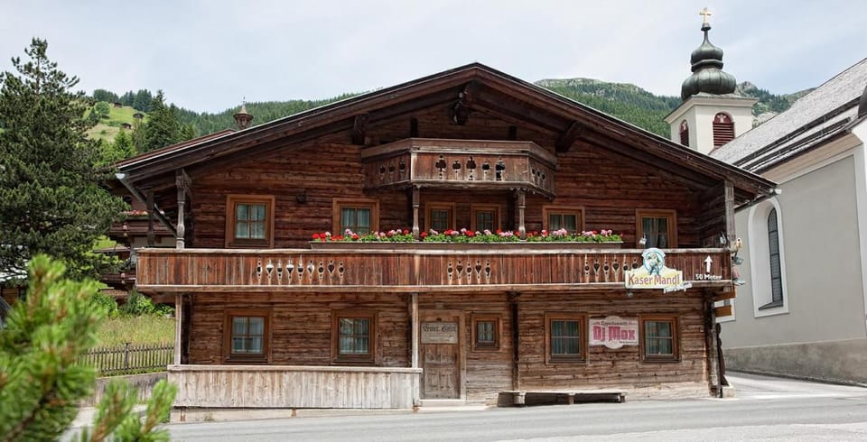 Property building, Day
