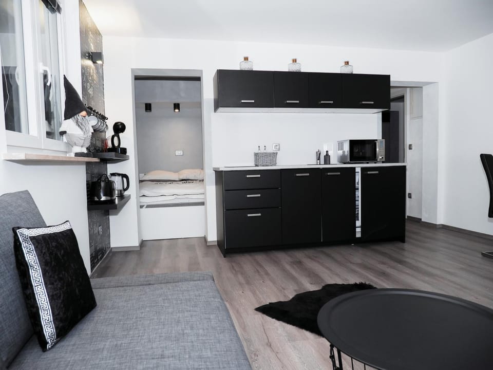 Kitchen or kitchenette, Living room, Bedroom