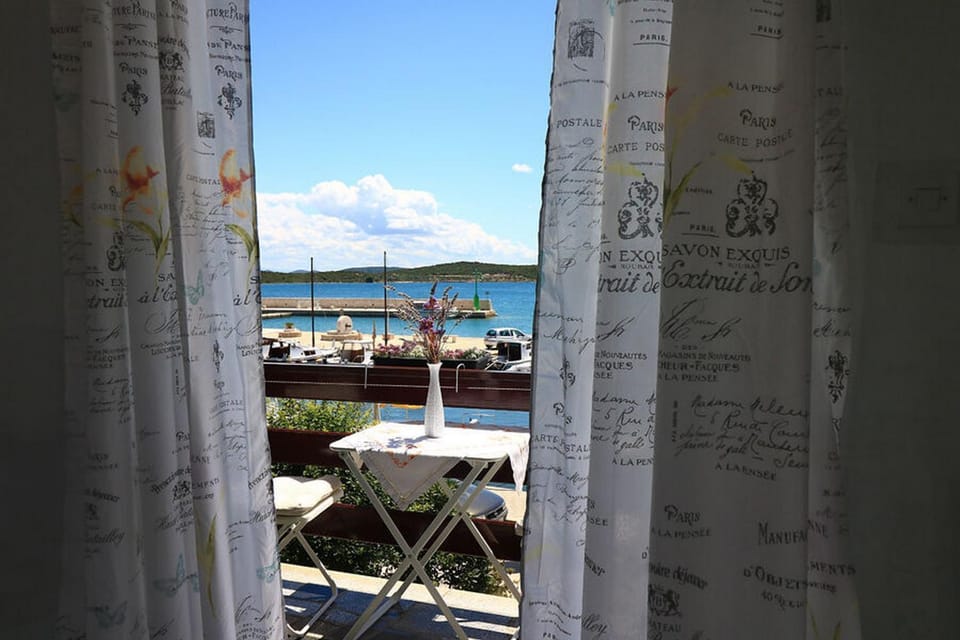 View (from property/room), Balcony/Terrace, Sea view