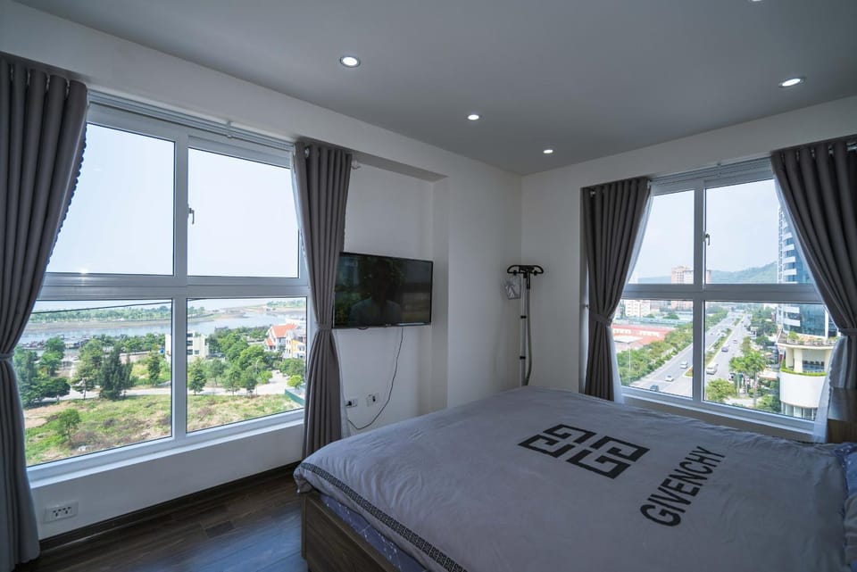 Homestay sea view Newlife Halong. Apartment in Laos