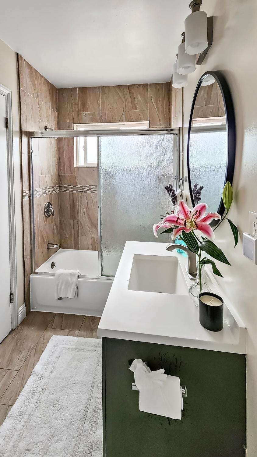 Bathroom, Bath