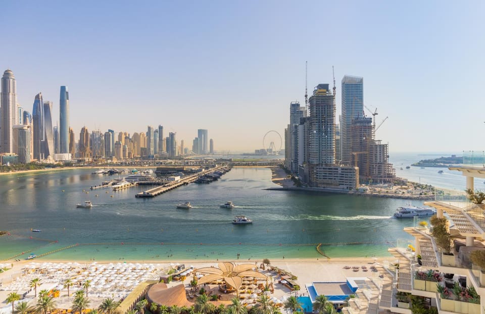 View (from property/room), Landmark view, Sea view