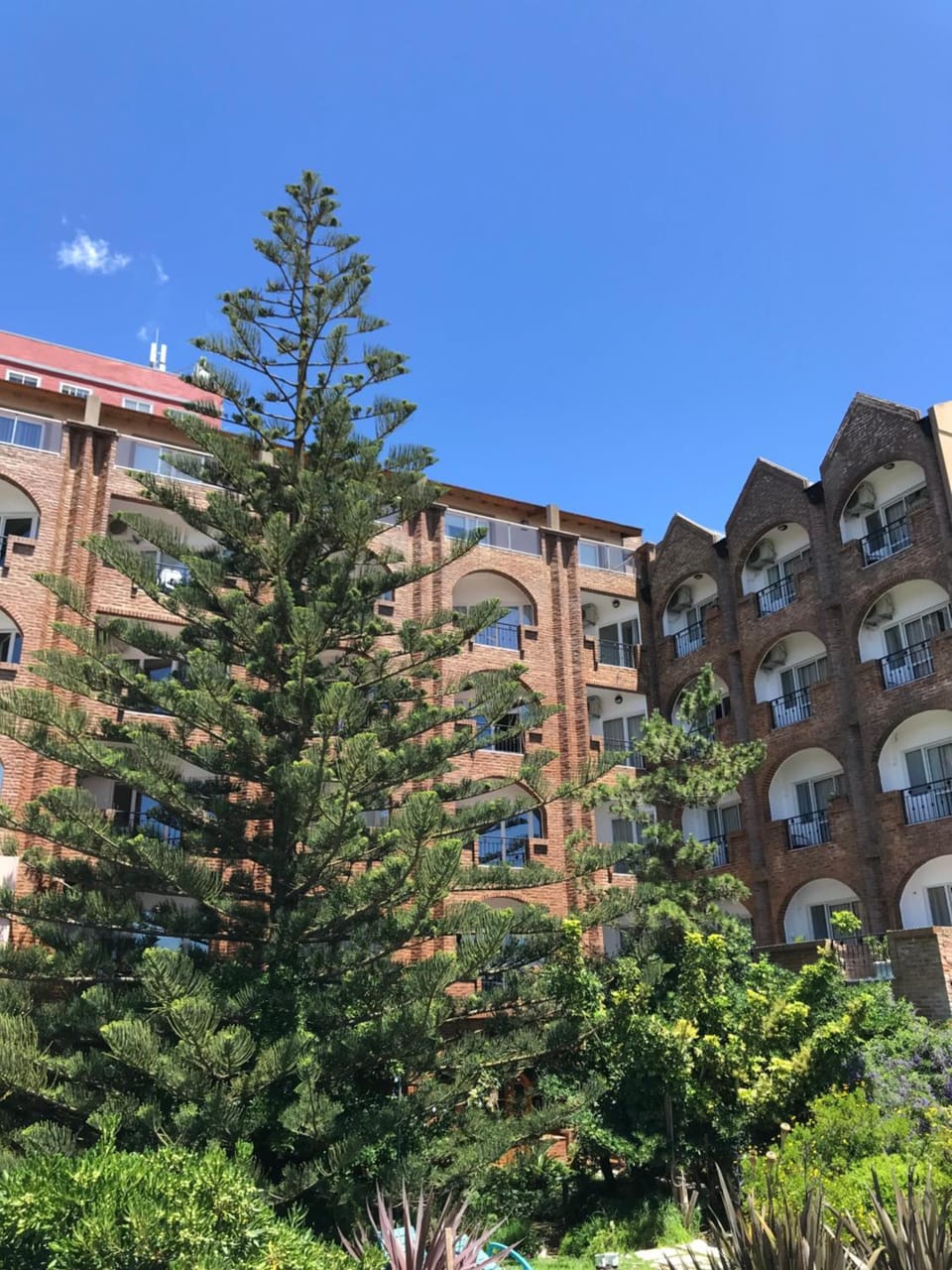 Costanera Mar Hotel & Suites Hotel in San Clemente del Tuyú