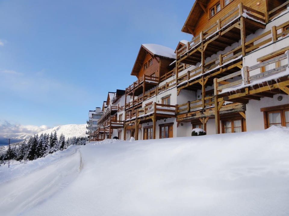 Property building, Day, Winter