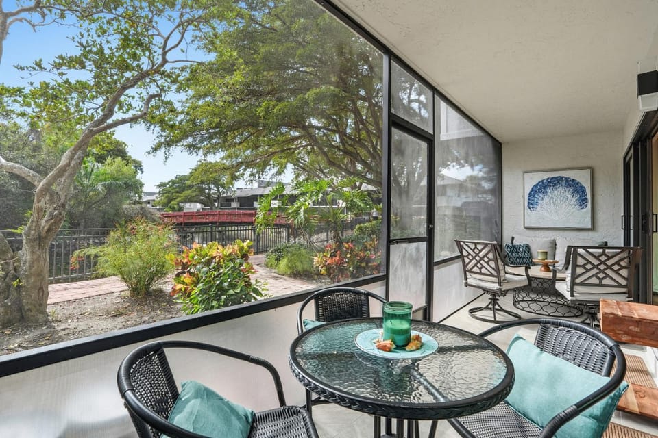 Patio, Balcony/Terrace