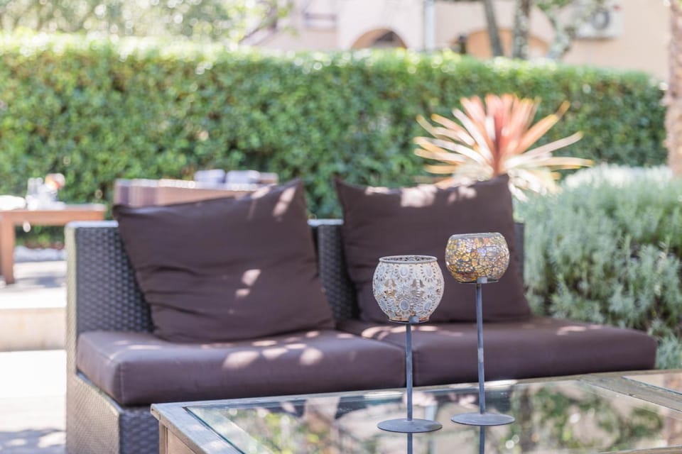 Patio, Balcony/Terrace, Seating area