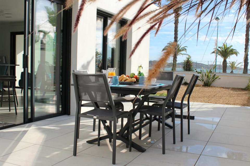 Patio, Garden, Dining area, Sea view, Sea view