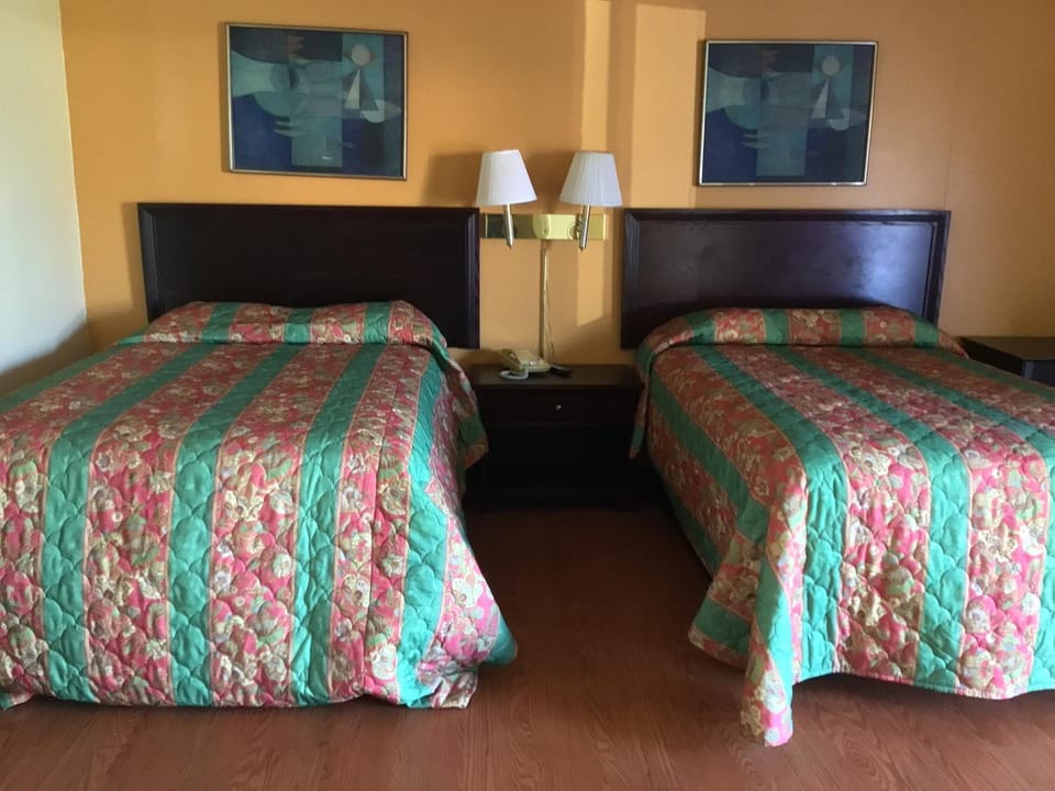 Skyland Inn - Bristol Motel in Tennessee