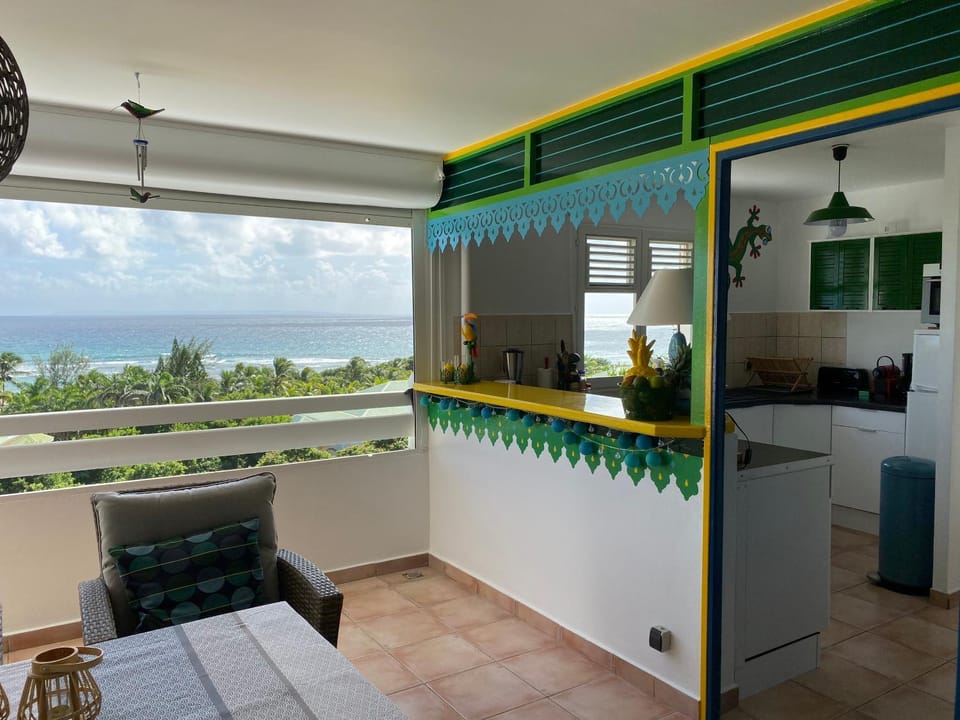 Natural landscape, Balcony/Terrace, Kitchen or kitchenette, Dining area, Sea view
