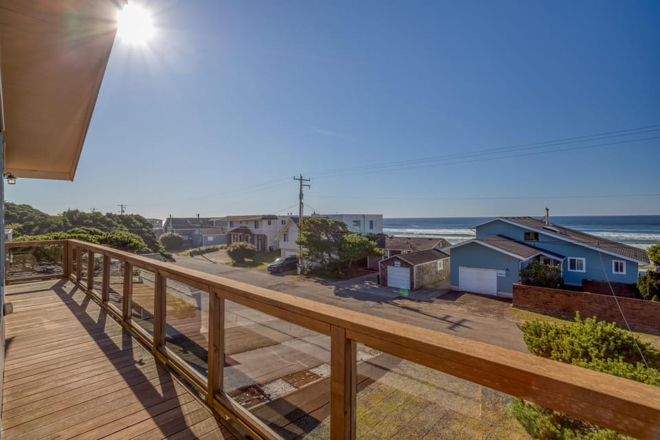 Seaview Rockaway - Meredith Lodging House in Rockaway Beach