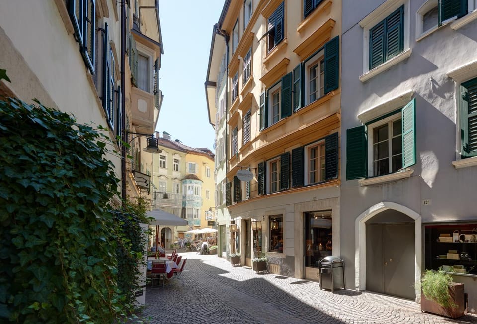 Facade/entrance, Street view