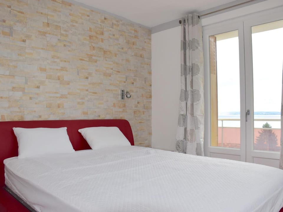 Grand appartement à Evian avec wifi et parking - FR-1-498-52 Apartment in Évian-les-Bains