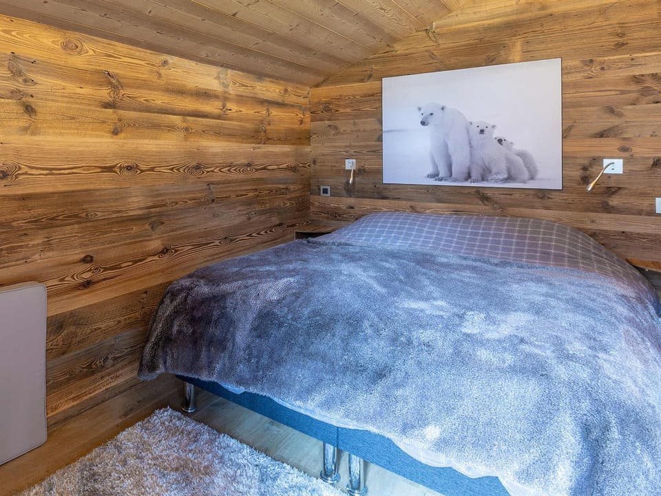 Chalet Chaleureux - 1 Ch - 4 Pers - Terrasse - Parking - FR-1-437-75 Chalet in La Clusaz