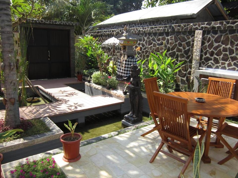 Lovina Oasis Hotel Bed and Breakfast in Buleleng