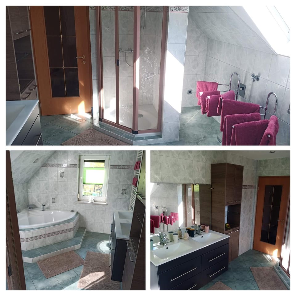 Shower, Day, Summer, Bathroom, Photo of the whole room, Decorative detail, Bath