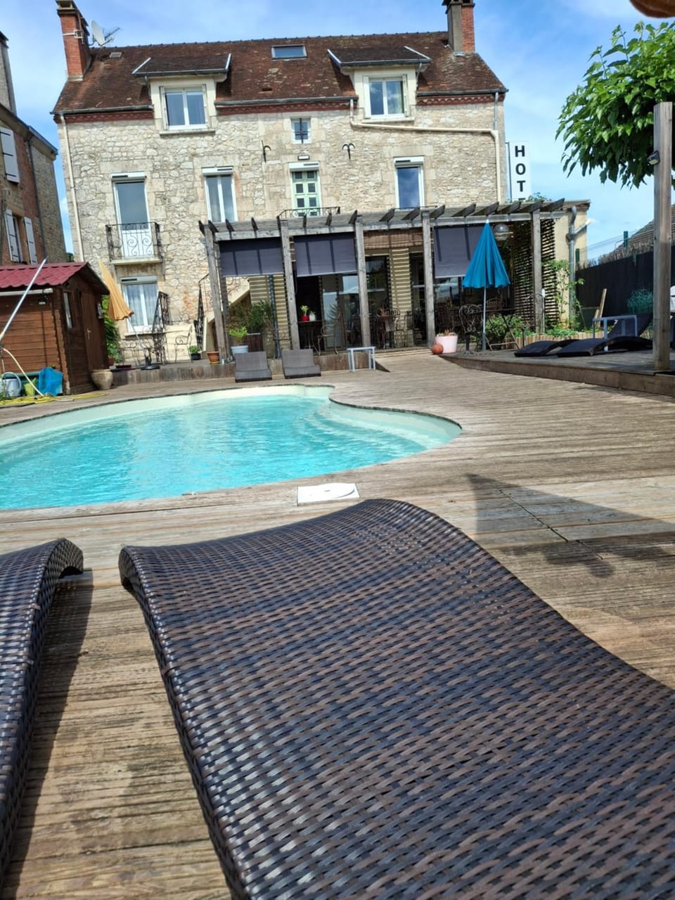 Property building, Swimming pool