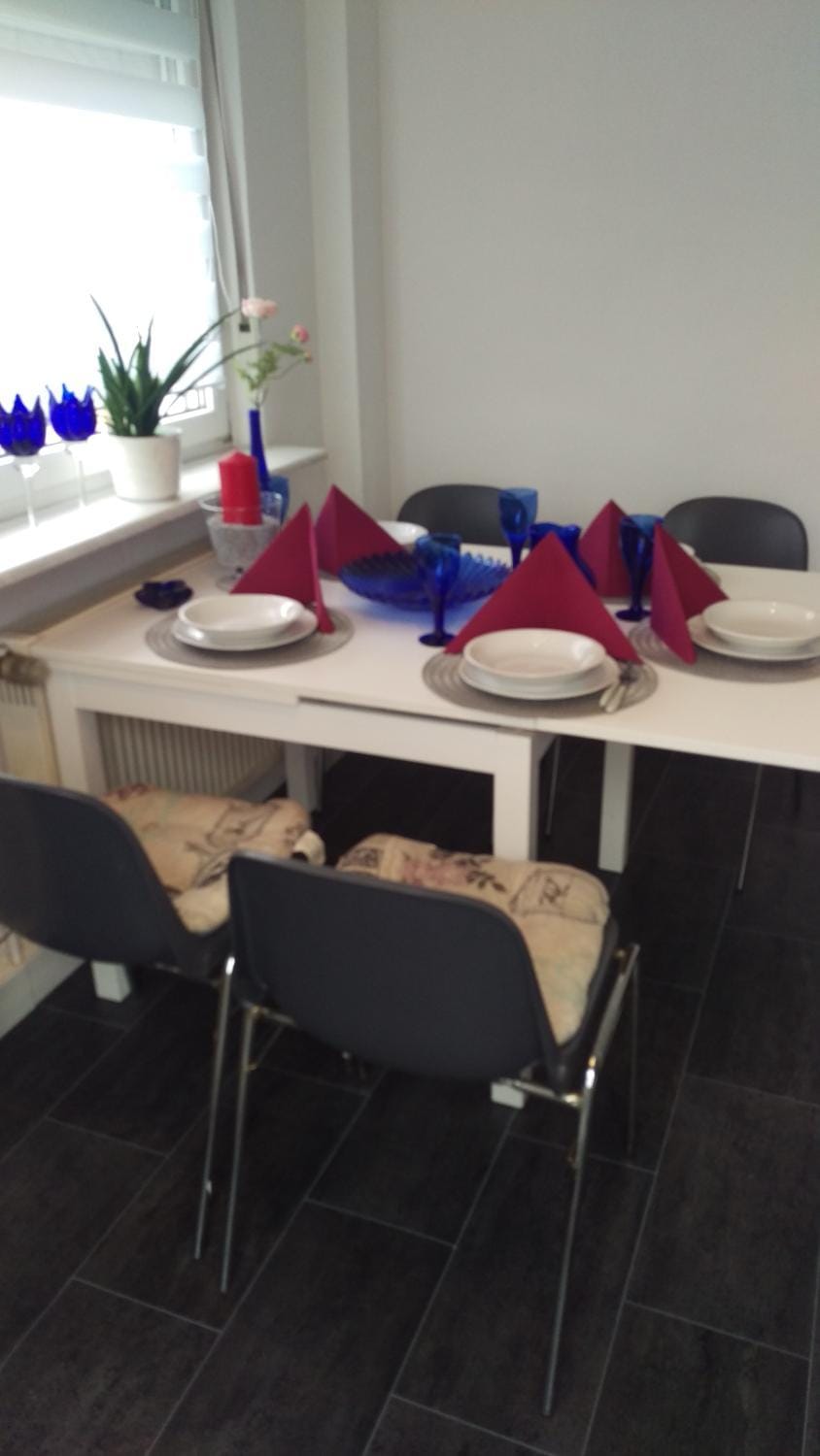 Seating area, Dining area