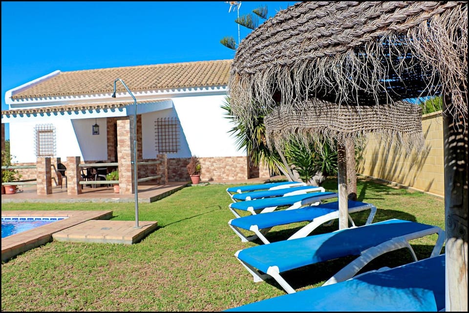 Casa Roche Viejo House in La Janda