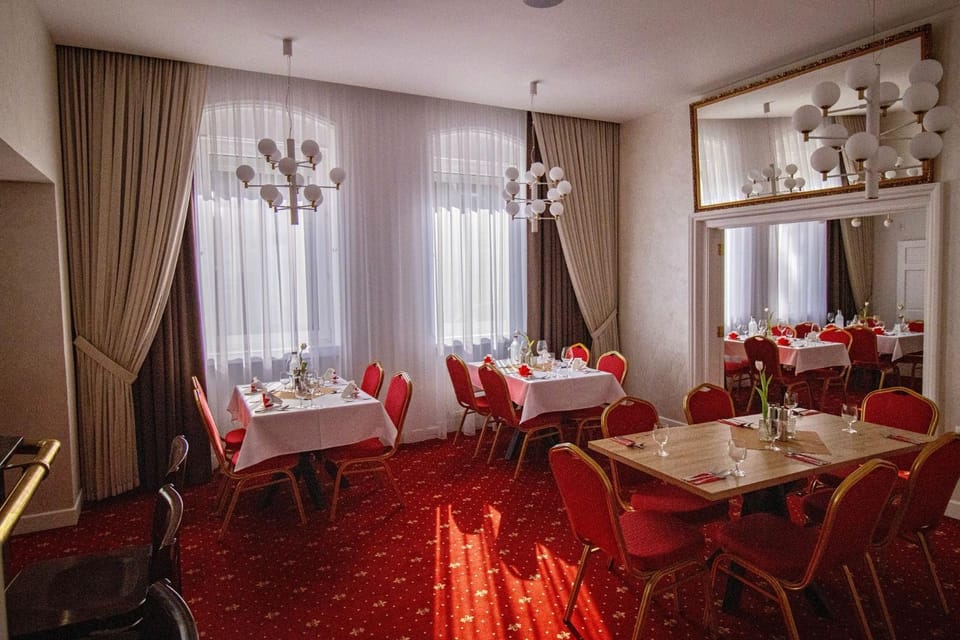 Restaurant/places to eat