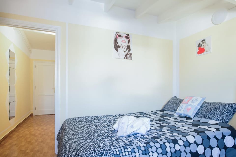 Living room, Bedroom