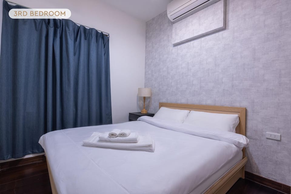 Bed, Bedroom, wardrobe