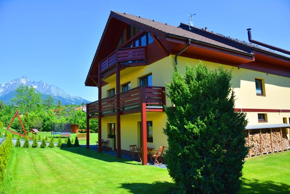 Property building, Garden