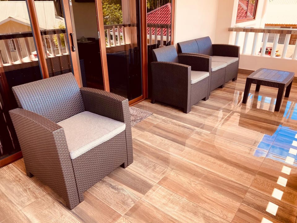 Balcony/Terrace, Seating area