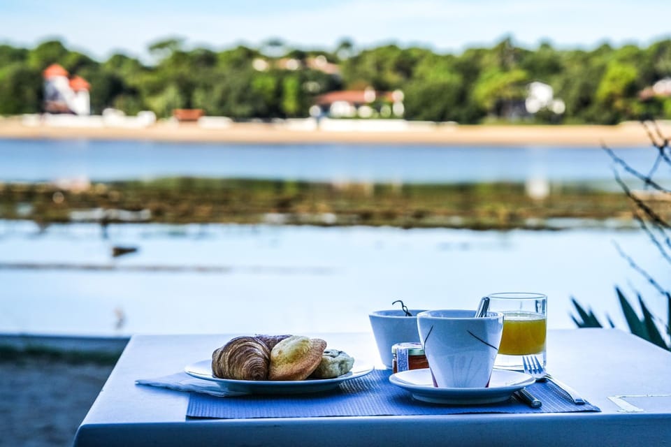 Lake view, Breakfast