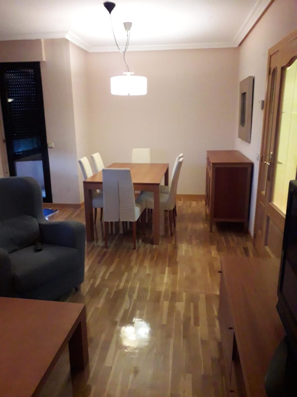 Communal lounge/ TV room