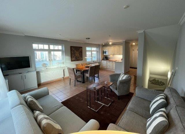 Haus-Berthin-Bleeg-App-1 Apartment in Wenningstedt-Braderup
