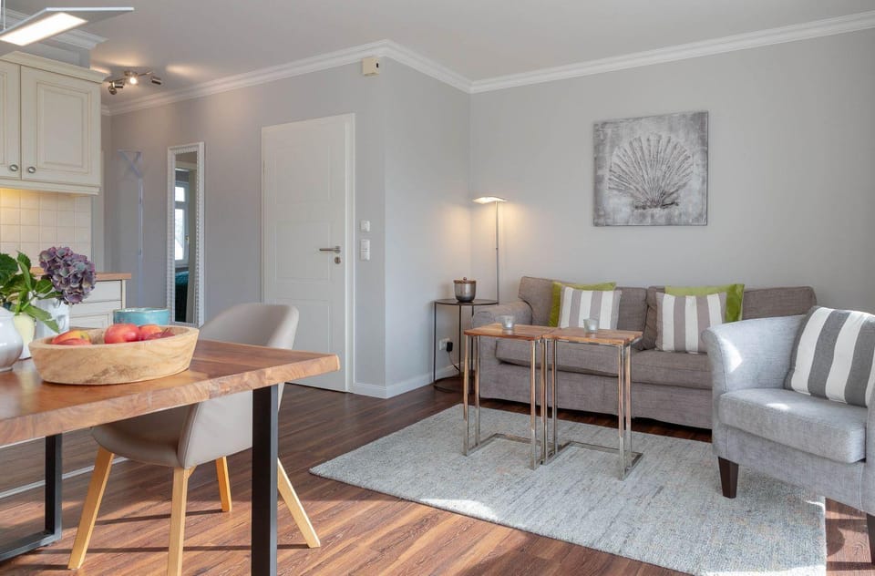 Haus-Berthin-Bleeg-App-3 Apartment in Wenningstedt-Braderup