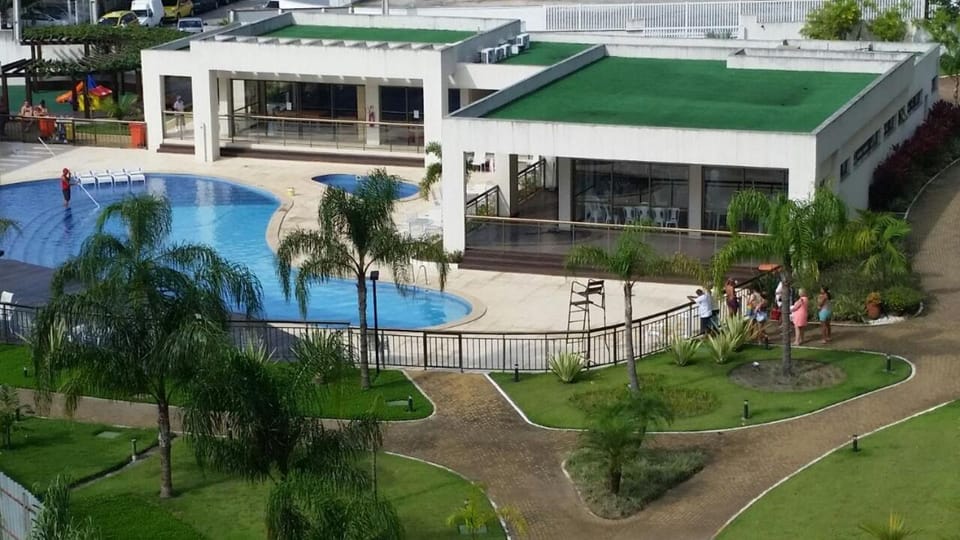 LINDO APTO, FRENTE MAR, VISTA MONTANHA. A 900m DA PRAIA DE ITACURUÇÁ Apartment in Mangaratiba