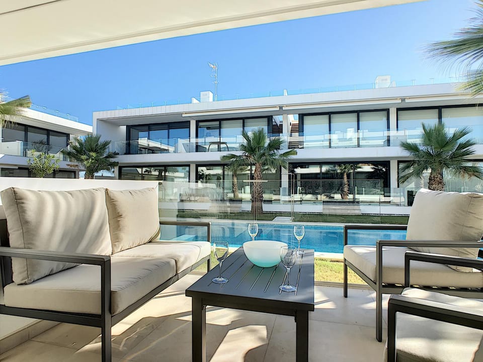 Pool view, Swimming pool, Swimming pool
