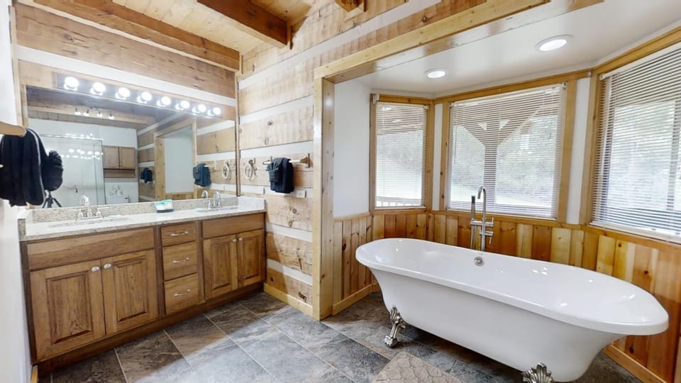 Dogwood Acre House in Sevier County