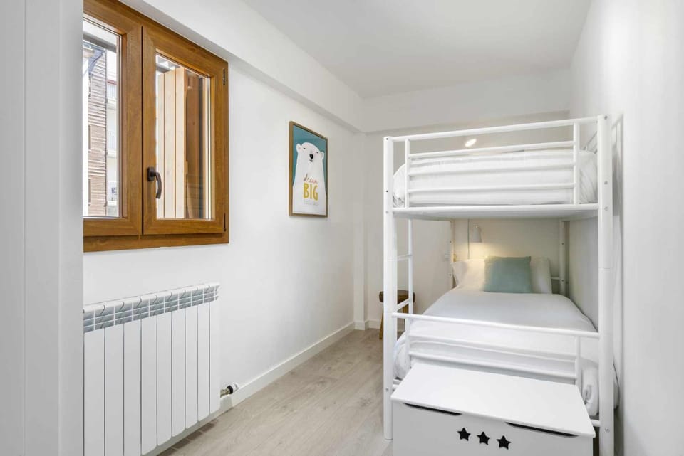 bunk bed