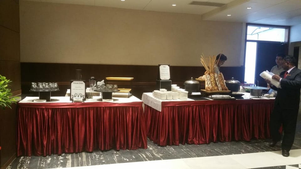 Breakfast, Continental breakfast, Buffet breakfast