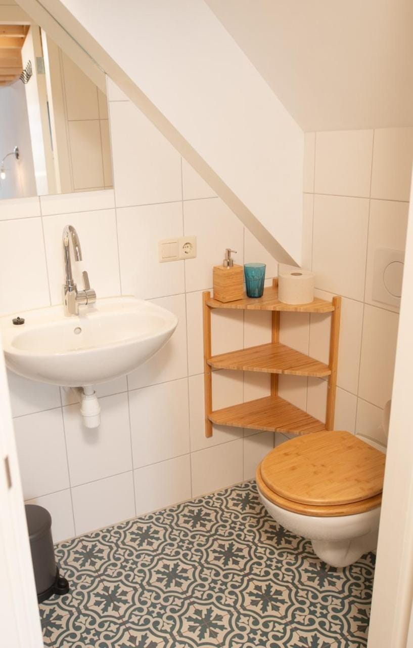 Toilet, Bathroom