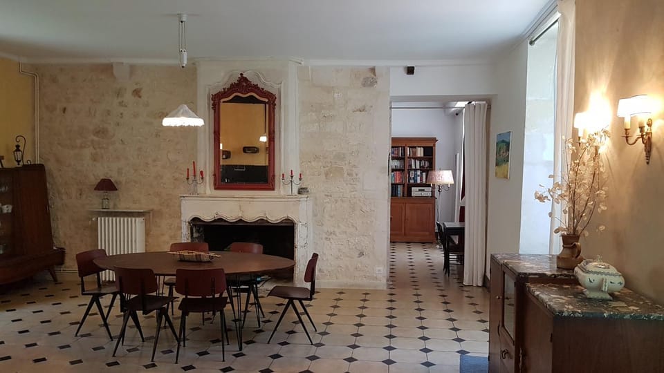 Gite du Château de Pernan House in Nouvelle-Aquitaine