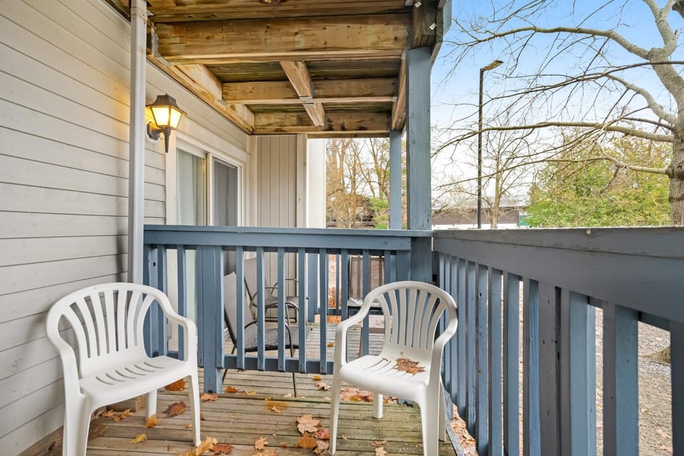 Condo 206 at North Creek Resort Hotel in Grey Highlands