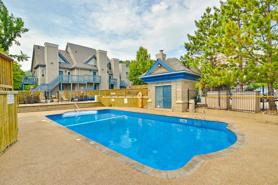 Condo 310 at North Creek Resort Hotel in Grey Highlands