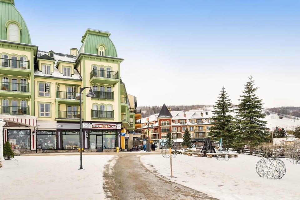 Condo 807 at North Creek Resort Hotel in Grey Highlands
