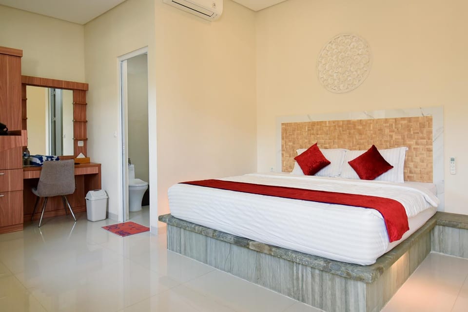 Bed, Photo of the whole room, Bedroom, air conditioner