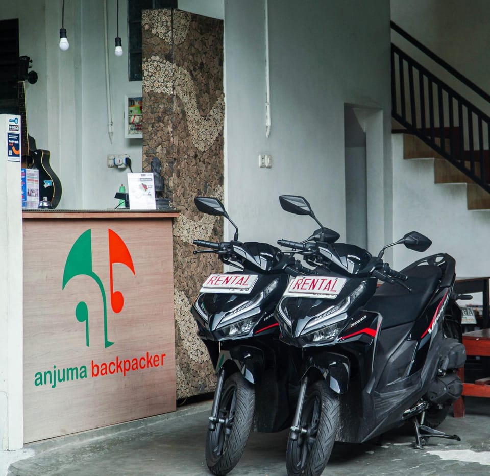 Property logo or sign, Lobby or reception, Cycling, Logo/Certificate/Sign, Text overlay, Certificate/Award