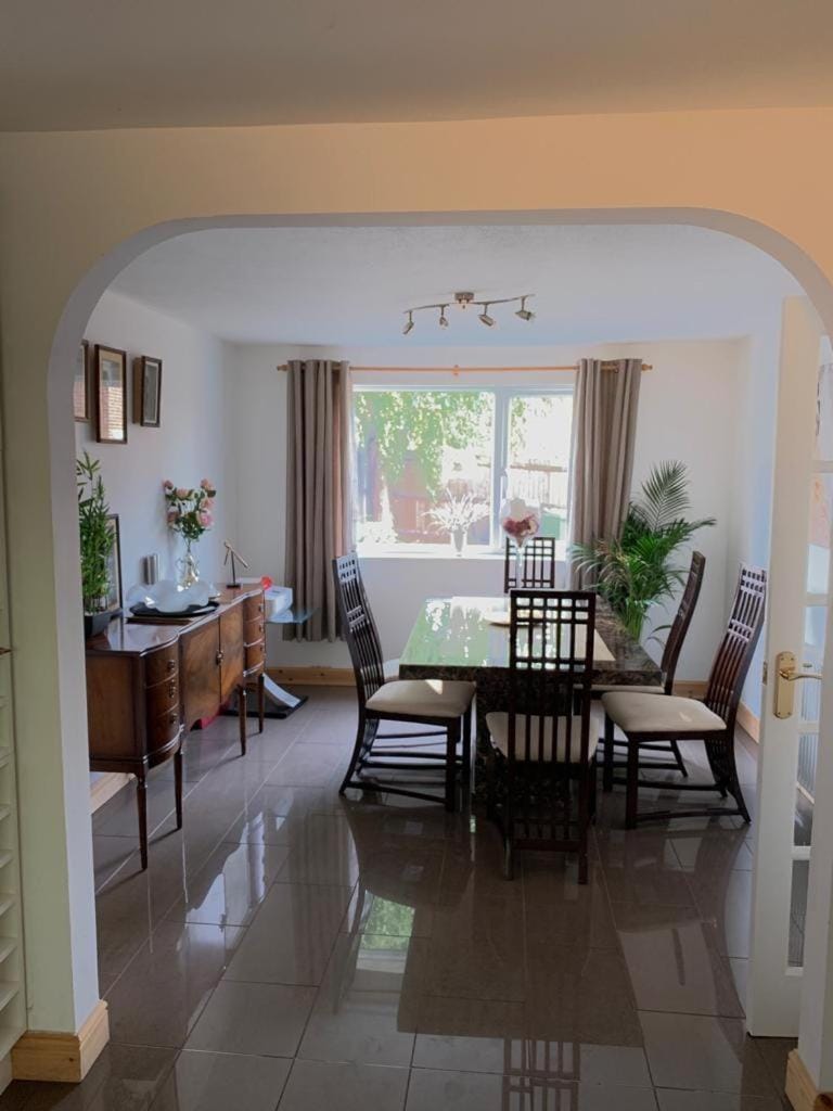 Parkview Manor Apartment in Tonbridge and Malling District