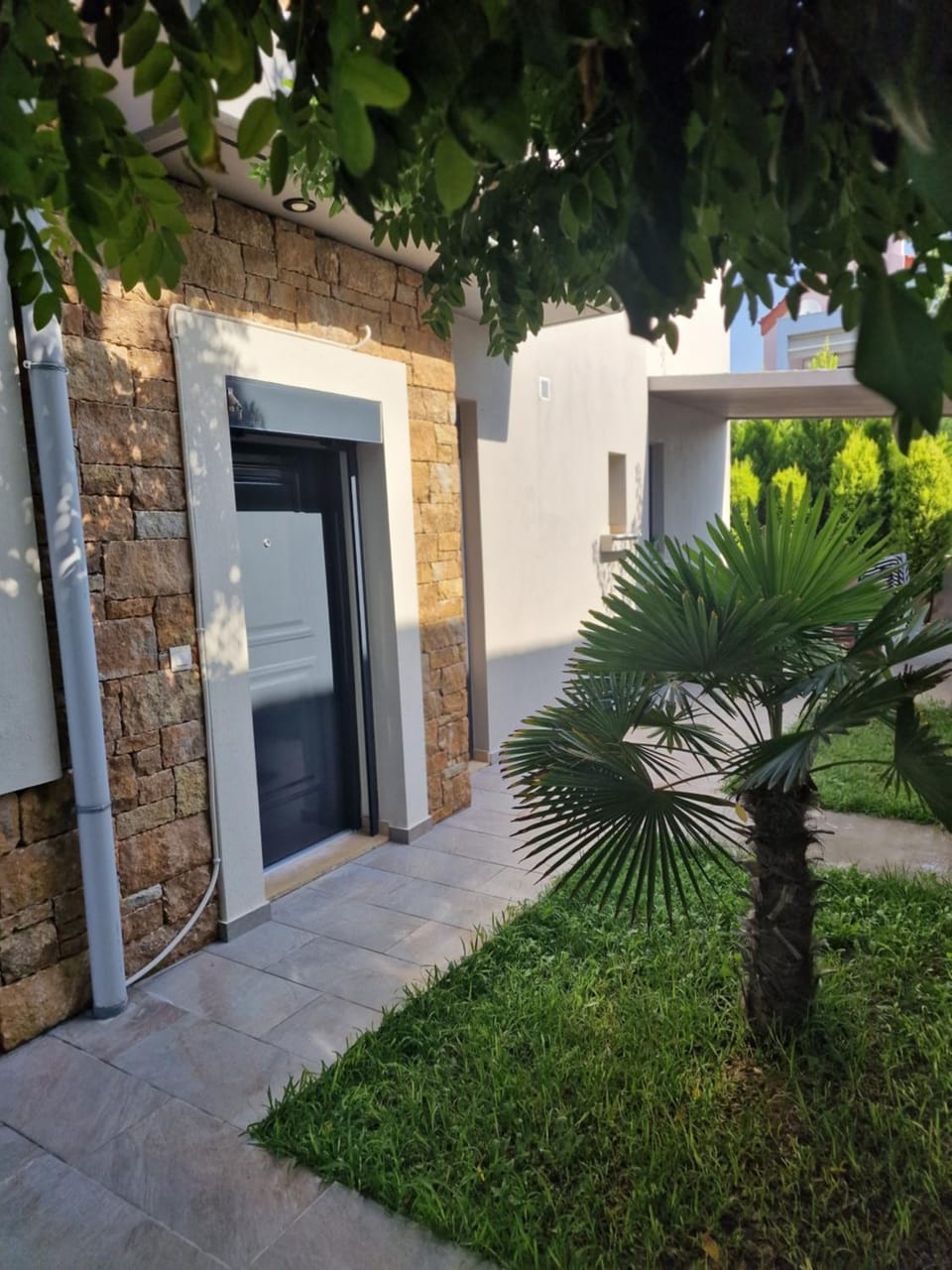 La Polaroid House in Nikiti