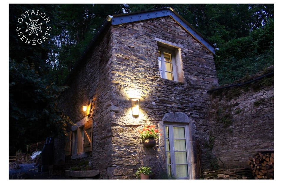 Ostalon de Sénégats House in Occitanie