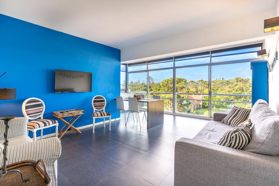 TV and multimedia, View (from property/room), Balcony/Terrace, Living room