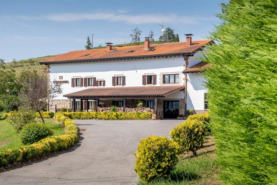 Casa Rural ASTEI Farm Stay in Basque Country
