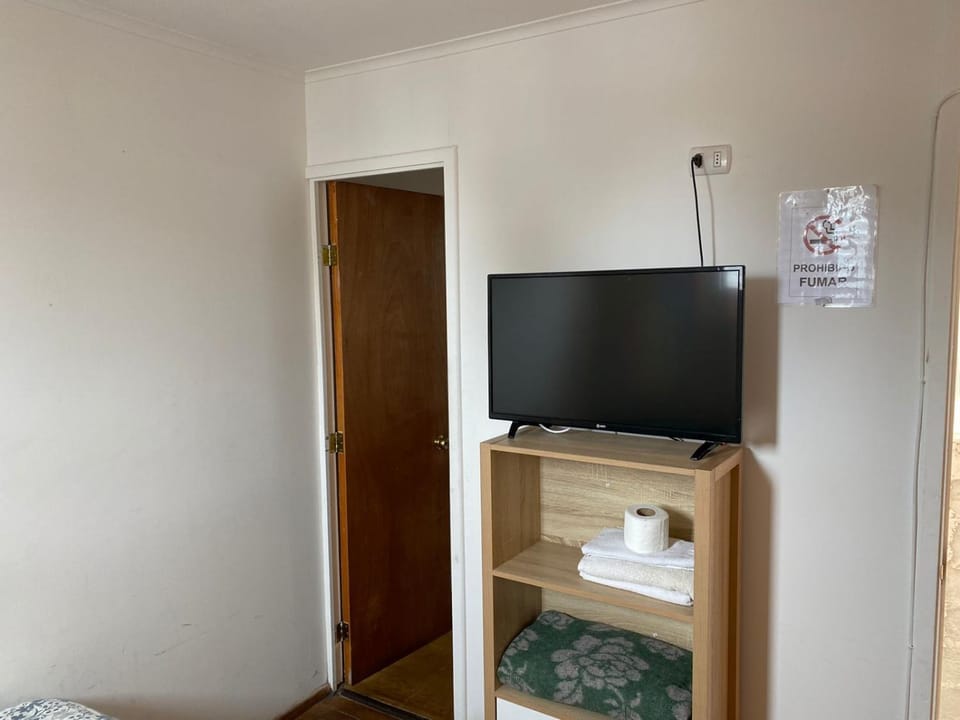 HERMOSAS HABITACIONES PARA 1,2,3 ó 4 PERSONAS EN LA SERENA Bed and Breakfast in La Serena